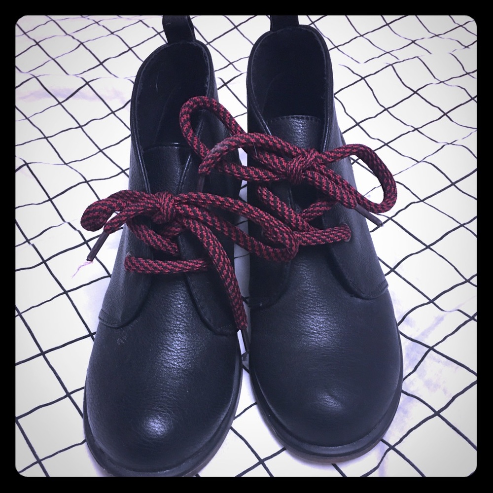 Dirty laundry ankle boots